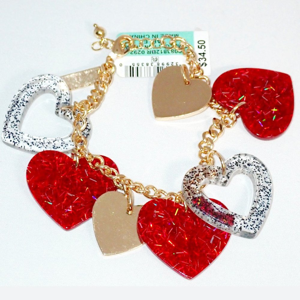 Designer Resin Glitter Heart Charm Bracelet in Gold Tone NWT